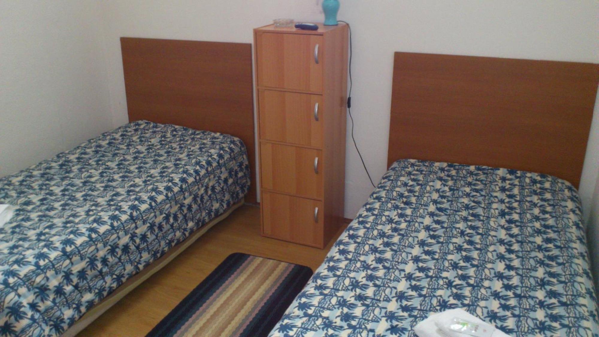 Residencial S Juliao Al Hotel Фигейра да Фош Екстериор снимка