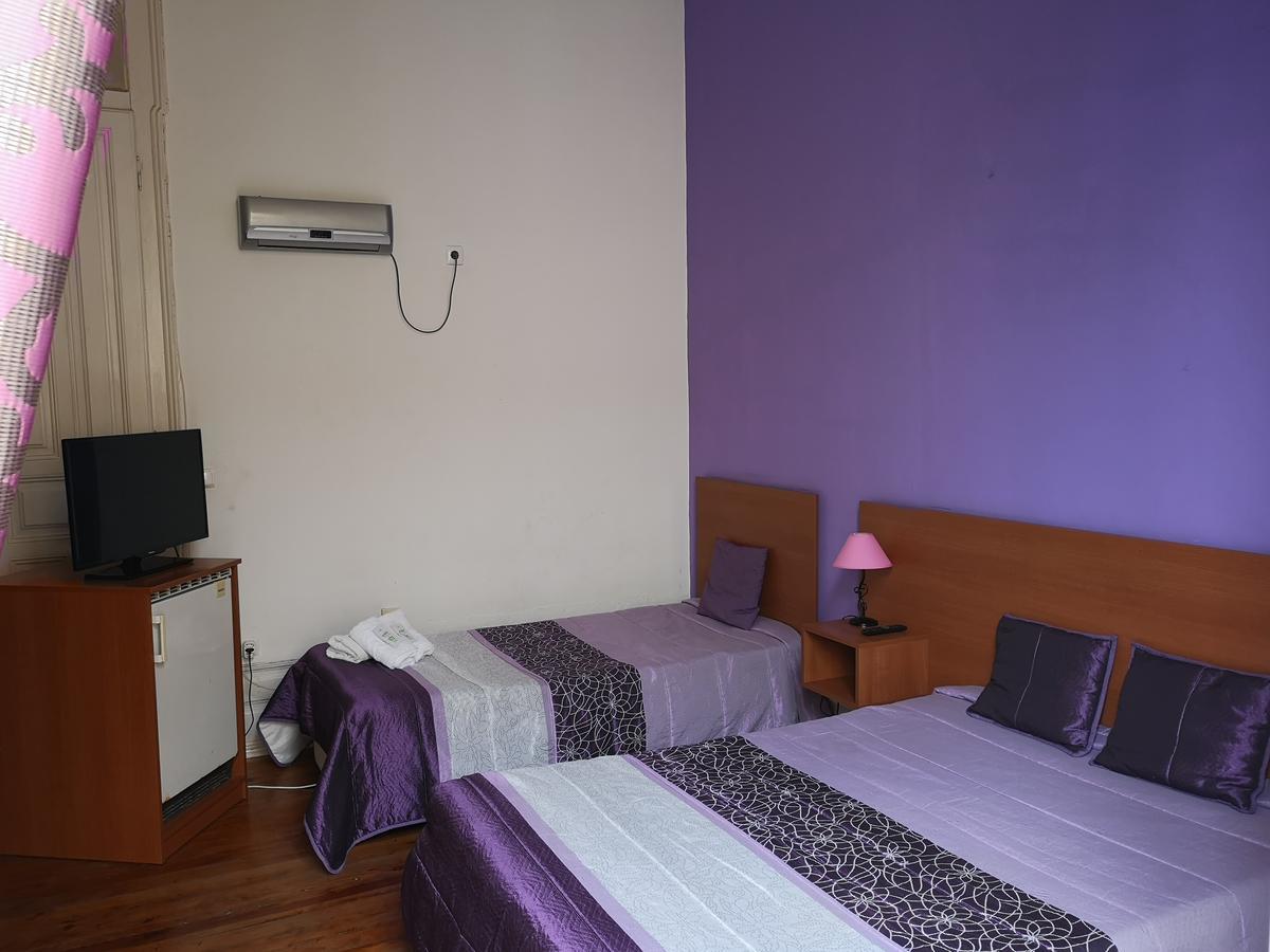 Residencial S Juliao Al Hotel Фигейра да Фош Екстериор снимка