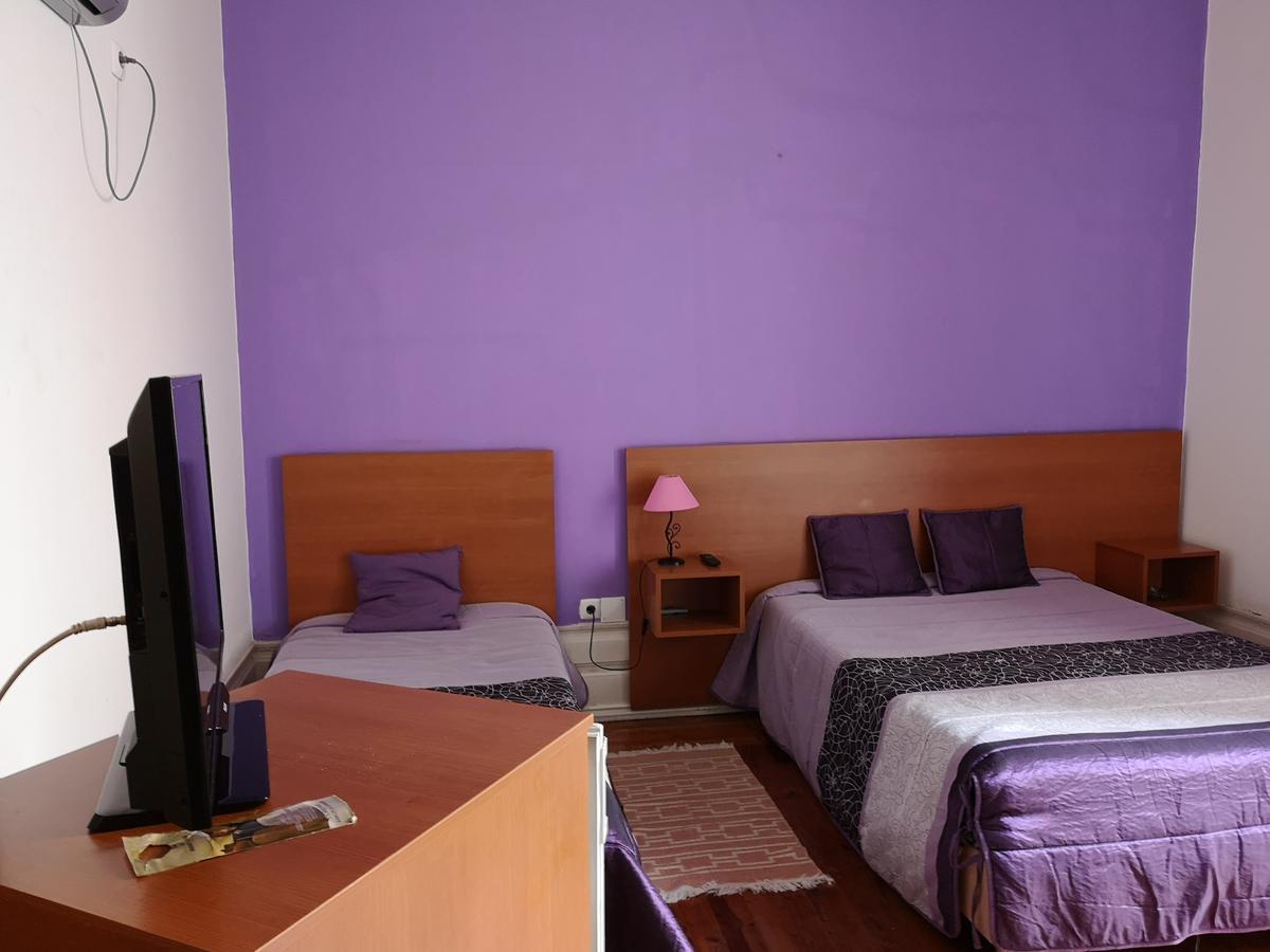 Residencial S Juliao Al Hotel Фигейра да Фош Екстериор снимка